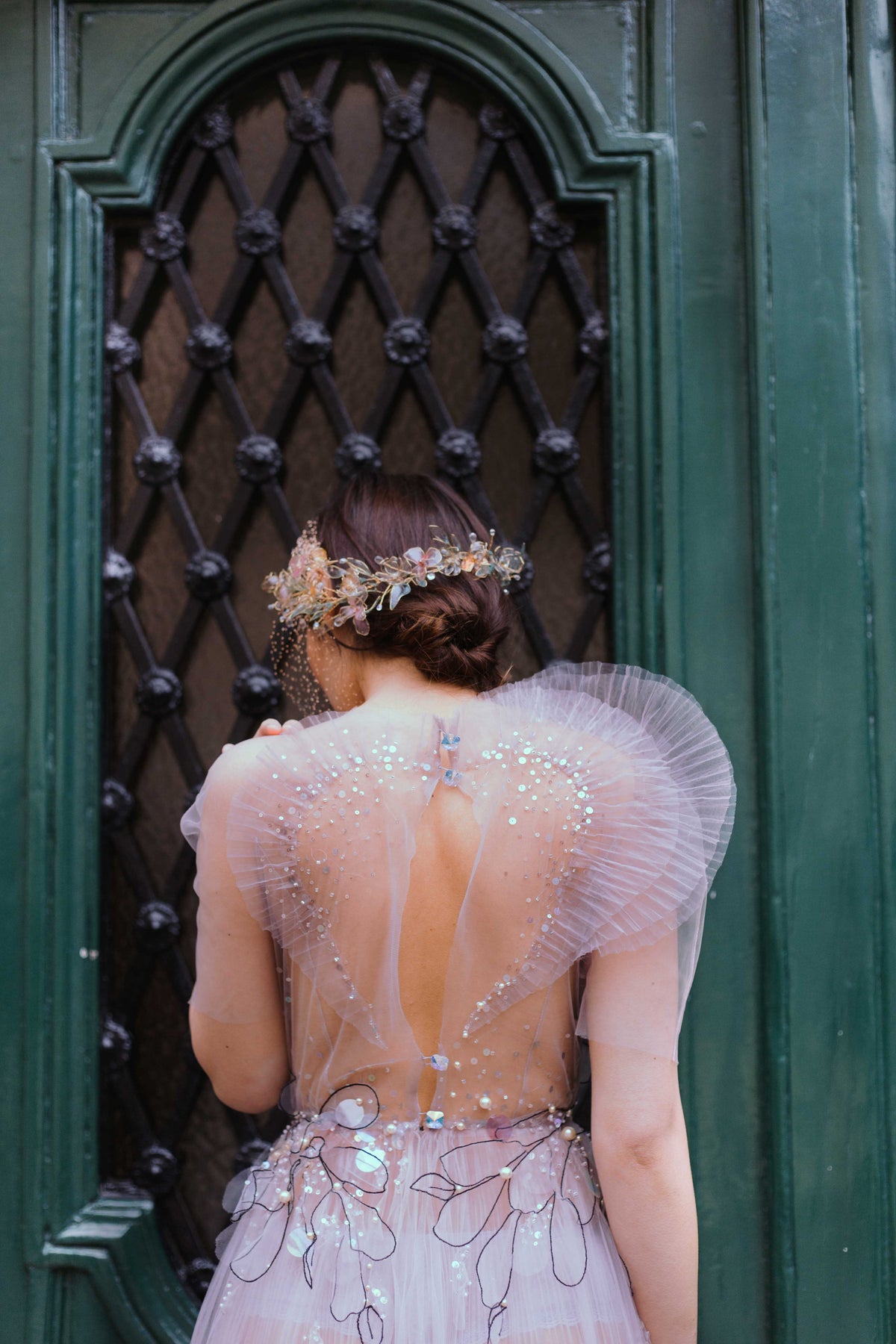 LAVANDEL BLACK LEAVES EMBROIDERED BRIDAL COCKTAIL DRESS