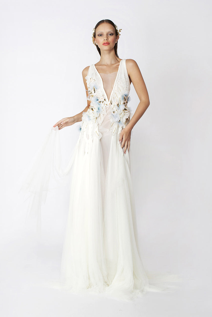 BRIDAL IVORY V NECK FORM EMBROIDERED TULLE GOWN